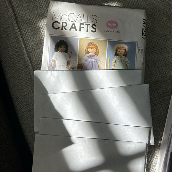 4 McCall’s doll clothes patterns - Picture 3 of 7
